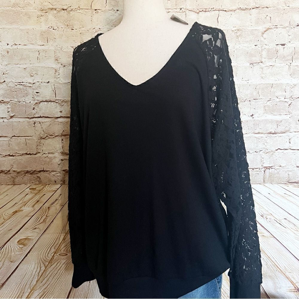 Torrid lace sleeve ribbed knit top